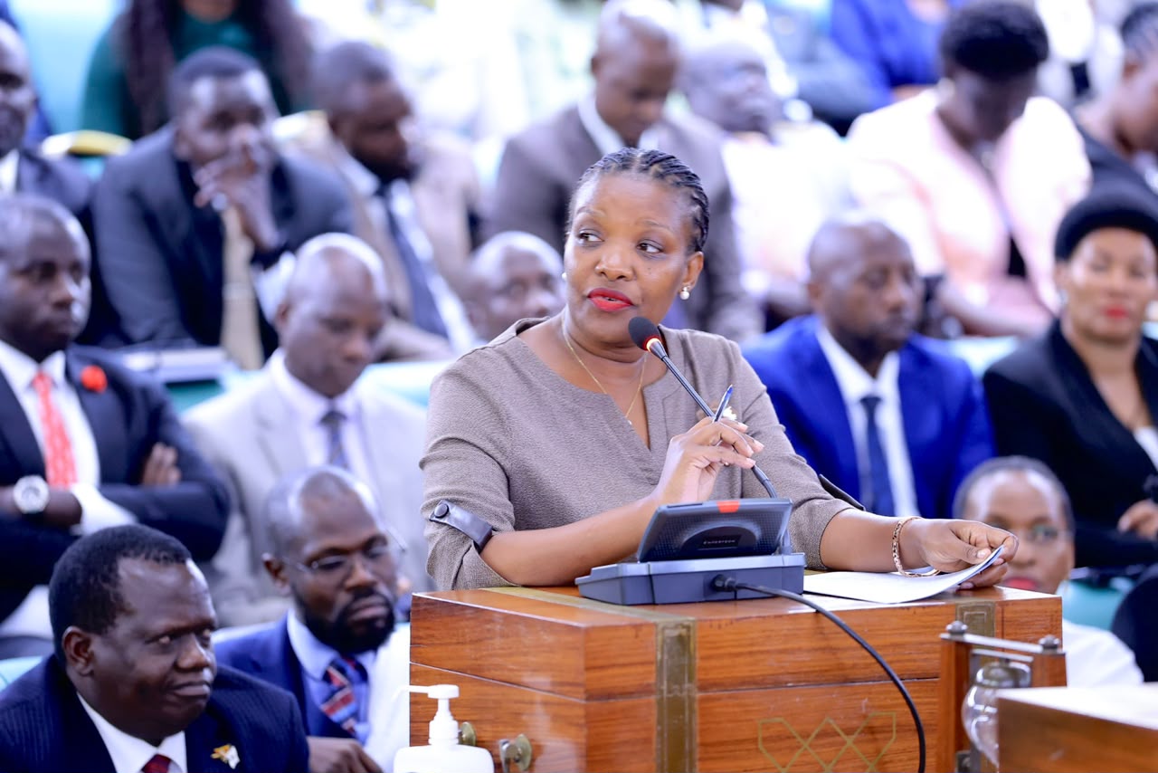 Sheilah Amaniyo speaking at a public meeting